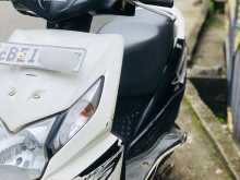 https://riyasewana.com/uploads/honda-dio-251055234543.jpg