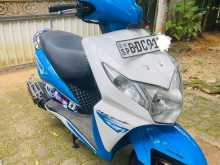 Honda DIO 2015 Motorbike