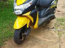 https://riyasewana.com/uploads/honda-dio-251232574642.jpg