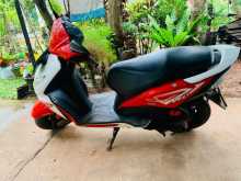 https://riyasewana.com/uploads/honda-dio-251422034983.jpg