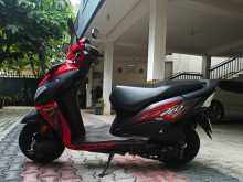 https://riyasewana.com/uploads/honda-dio-2514482913674.jpg