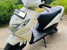 https://riyasewana.com/uploads/honda-dio-2517173813994.jpg