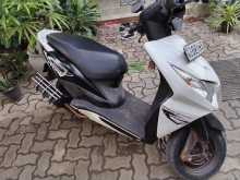 https://riyasewana.com/uploads/honda-dio-251829224942.jpg