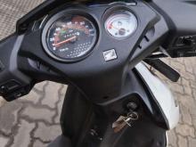 https://riyasewana.com/uploads/honda-dio-251829386874.jpg