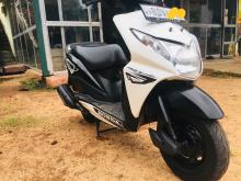 https://riyasewana.com/uploads/honda-dio-2523343919882.jpg