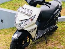 Honda Dio 2017 Motorbike