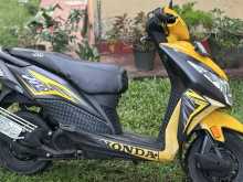 https://riyasewana.com/uploads/honda-dio-2619540622463.jpg