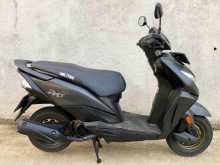 https://riyasewana.com/uploads/honda-dio-2621351215.jpg
