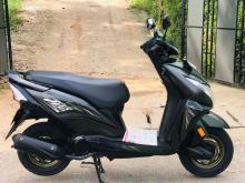 https://riyasewana.com/uploads/honda-dio-267232024223.jpg