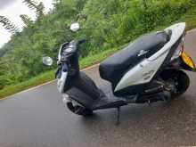 https://riyasewana.com/uploads/honda-dio-26938504492.jpg