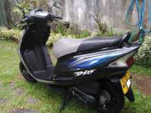 https://riyasewana.com/uploads/honda-dio-26941421063.jpg