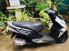 https://riyasewana.com/uploads/honda-dio-270175513583.jpg