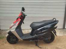 https://riyasewana.com/uploads/honda-dio-271002384712.jpg