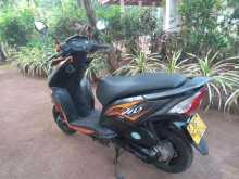 https://riyasewana.com/uploads/honda-dio-2710121722313.jpg