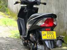 https://riyasewana.com/uploads/honda-dio-271028574812.jpg