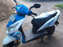 https://riyasewana.com/uploads/honda-dio-271045384862.jpg