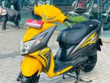 Honda Dio 2017 Motorbike