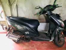 https://riyasewana.com/uploads/honda-dio-2712221113862.jpg