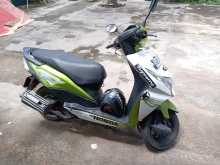 https://riyasewana.com/uploads/honda-dio-2713023313572.jpg