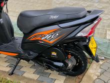 https://riyasewana.com/uploads/honda-dio-2714253819726.jpg