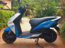 https://riyasewana.com/uploads/honda-dio-271451111833.jpg