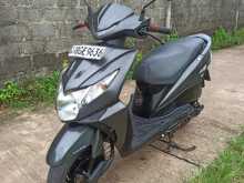 https://riyasewana.com/uploads/honda-dio-2715520613162.jpg
