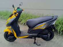 https://riyasewana.com/uploads/honda-dio-271636314333.jpg