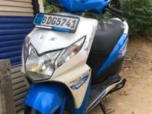 https://riyasewana.com/uploads/honda-dio-2717551913083.jpg