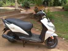 https://riyasewana.com/uploads/honda-dio-2720182613103.jpg