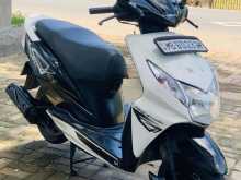https://riyasewana.com/uploads/honda-dio-2720200922512.jpg
