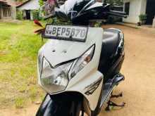 https://riyasewana.com/uploads/honda-dio-272052134392.jpg