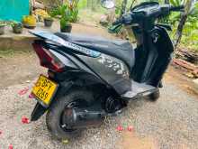 https://riyasewana.com/uploads/honda-dio-2721442313464.jpg