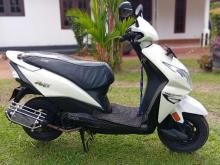 https://riyasewana.com/uploads/honda-dio-272240386195.jpg