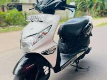 https://riyasewana.com/uploads/honda-dio-2748496775.jpg