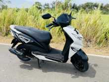 https://riyasewana.com/uploads/honda-dio-277542622302.jpg