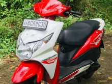 https://riyasewana.com/uploads/honda-dio-278413613503.jpg