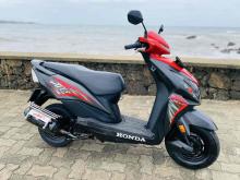 https://riyasewana.com/uploads/honda-dio-2810121424793.jpg