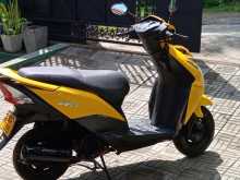 https://riyasewana.com/uploads/honda-dio-2811311213422.jpg