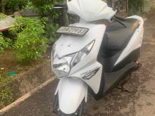 https://riyasewana.com/uploads/honda-dio-2811343424681.jpg