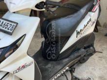 https://riyasewana.com/uploads/honda-dio-28140317134422.jpg