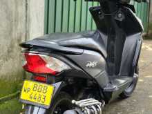 https://riyasewana.com/uploads/honda-dio-281429164562.jpg