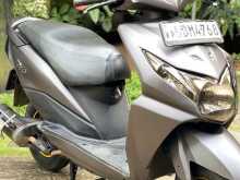 https://riyasewana.com/uploads/honda-dio-2814315913762.jpg