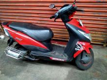 https://riyasewana.com/uploads/honda-dio-281450596172.jpg