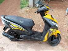 https://riyasewana.com/uploads/honda-dio-281525534202.jpg