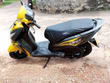 https://riyasewana.com/uploads/honda-dio-281525534433.jpg