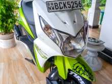 Honda DIO 2015 Motorbike