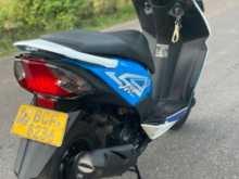 https://riyasewana.com/uploads/honda-dio-2818381713553.jpg