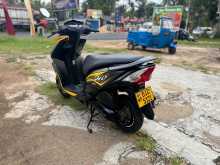https://riyasewana.com/uploads/honda-dio-2819215113883.jpg