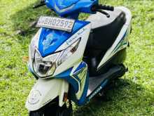 https://riyasewana.com/uploads/honda-dio-282017524652.jpg