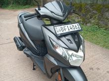 https://riyasewana.com/uploads/honda-dio-2910135819524.jpg